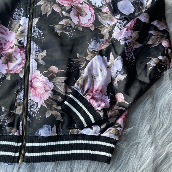 Harlowe & Graham Jacket Sz M Black Tapestry Floral Bomber Coat Zip Up Silky Fun - Picture 2 of 10